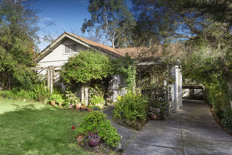 Photo - 46 Florence Road, Surrey Hills VIC 3127 - Image 2