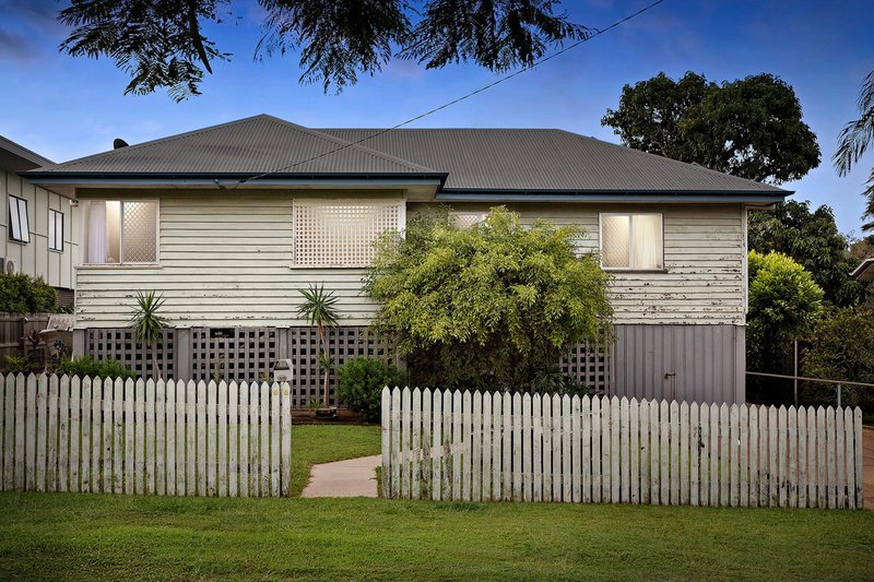 Photo - 46 Forrest Street, Nudgee QLD 4014 - Image 3