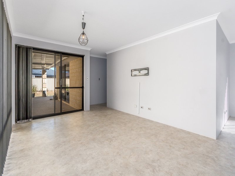 Photo - 46 Forward Street, Baldivis WA 6171 - Image 10