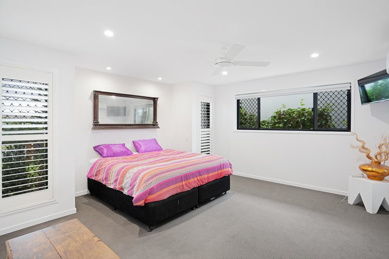 Photo - 46 Foxtail Crescent, Banksia Beach QLD 4507 - Image 6