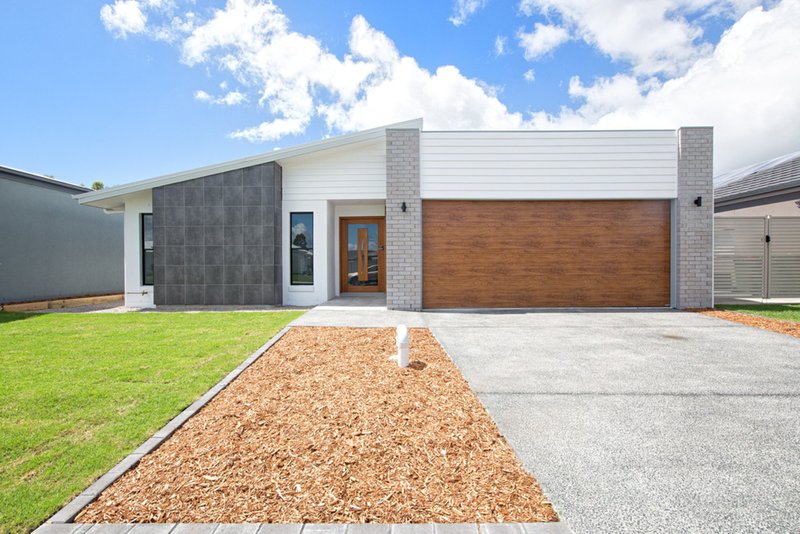 46 Foxtail Crescent, Banksia Beach QLD 4507