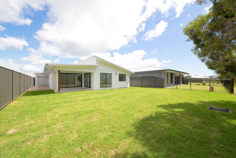 Photo - 46 Foxtail Crescent, Banksia Beach QLD 4507 - Image 20