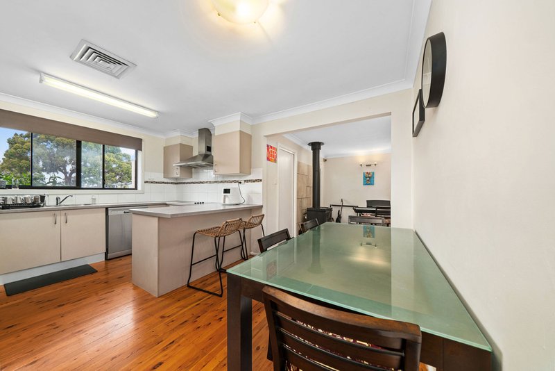 Photo - 46 Gilbert Crescent, Kings Langley NSW 2147 - Image 4