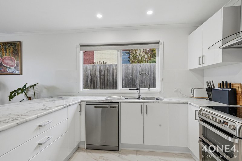 Photo - 46 Girrabong Road, Lenah Valley TAS 7008 - Image 8