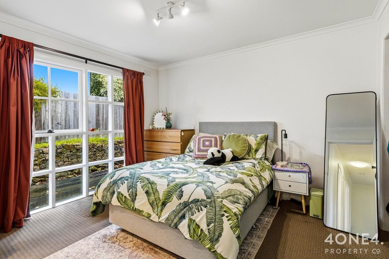 Photo - 46 Girrabong Road, Lenah Valley TAS 7008 - Image 9