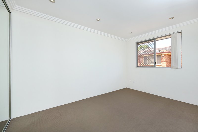 Photo - 4/6 Graham Road, Narwee NSW 2209 - Image 7