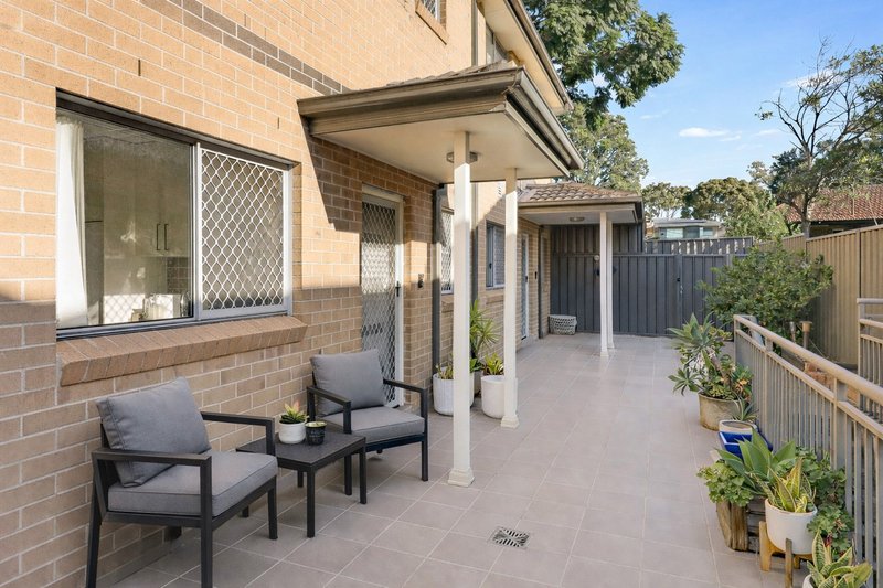 Photo - 4/6 Graham Road, Narwee NSW 2209 - Image 2