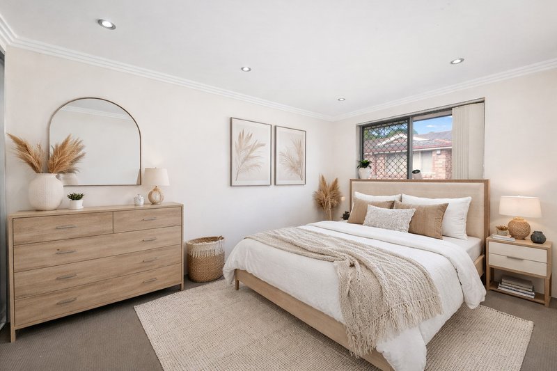 Photo - 4/6 Graham Road, Narwee NSW 2209 - Image 5