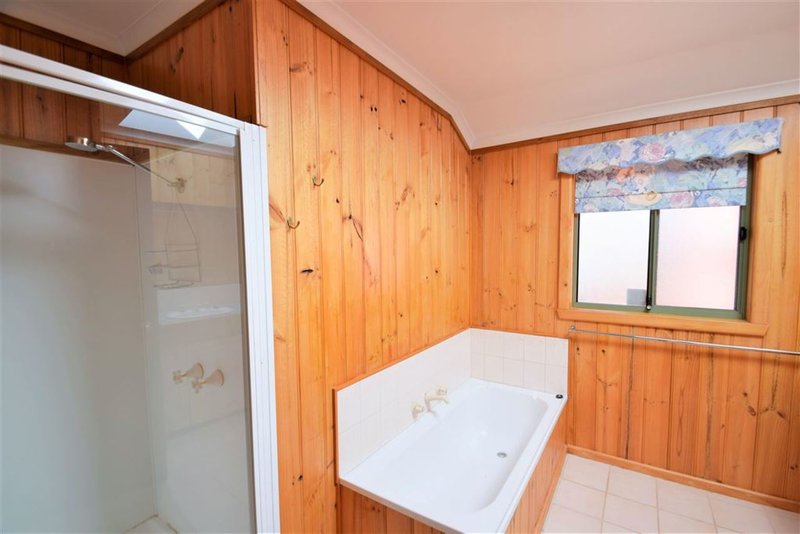 Photo - 46 Grigg Street, Deloraine TAS 7304 - Image 7