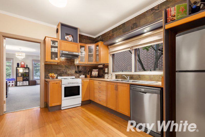 Photo - 46 Haig Street, Burwood VIC 3125 - Image 2