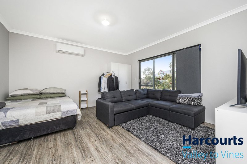 Photo - 46 Hawthornden Ave , Ellenbrook WA 6069 - Image 30