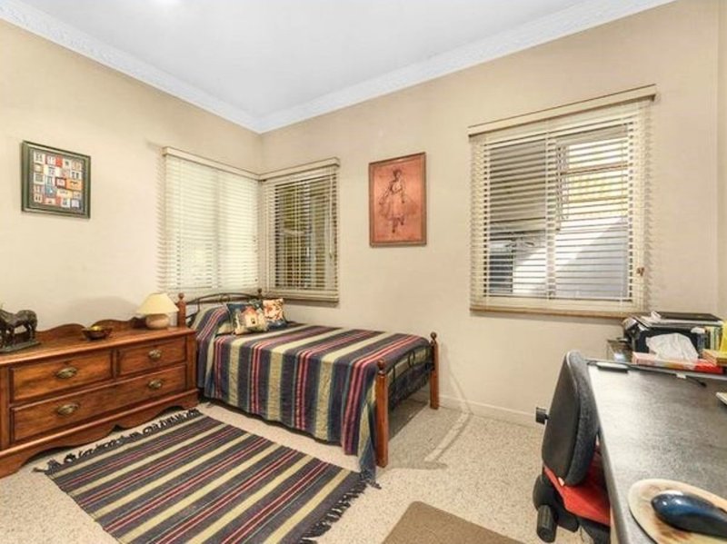 Photo - 46 Hedley Avenue, Nundah QLD 4012 - Image 6