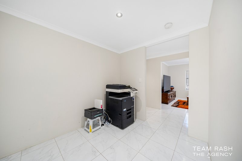 Photo - 46 Hesketh Avenue, Seville Grove WA 6112 - Image 22