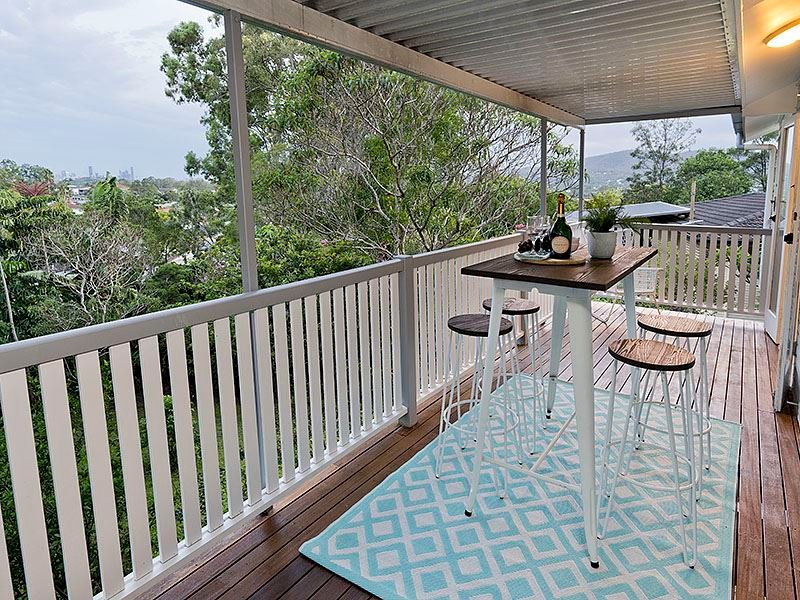 Photo - 46 Hibiscus Street, Everton Hills QLD 4053 - Image 6