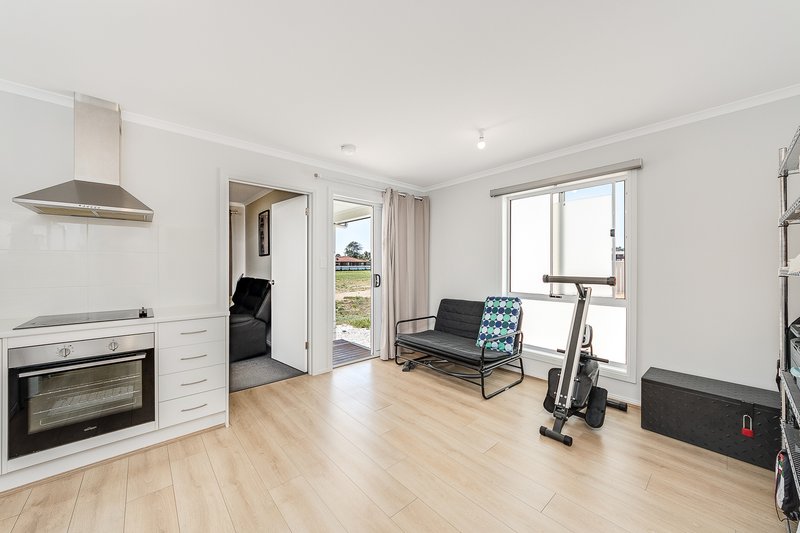Photo - 4/6 Hindmarsh Road, Murray Bridge SA 5253 - Image 6