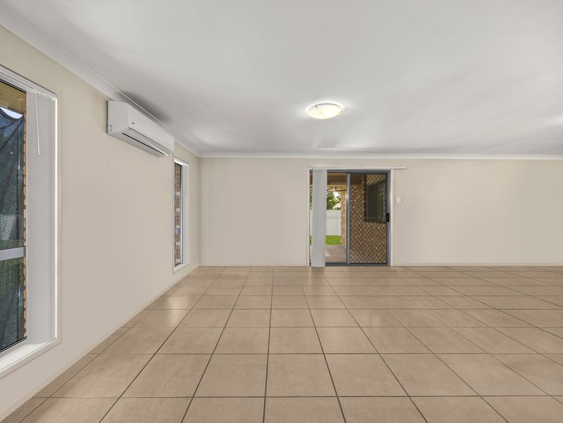 Photo - 46 Honeywood Drive, Fernvale QLD 4306 - Image 13