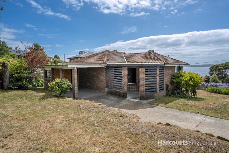 Photo - 46 Illawarra Road, Blackmans Bay TAS 7052 - Image 3