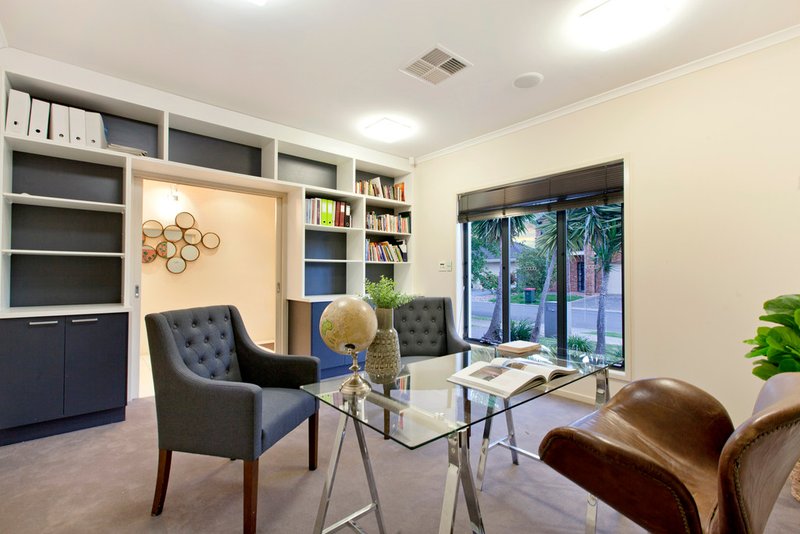 Photo - 46 Innes Circuit, Mawson Lakes SA 5095 - Image 3