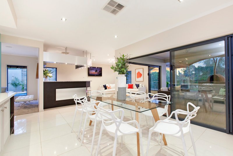 Photo - 46 Innes Circuit, Mawson Lakes SA 5095 - Image 7