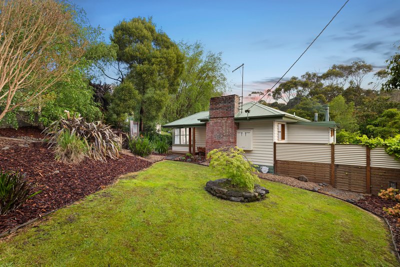 Photo - 46 Janiesleigh Road, Upper Ferntree Gully VIC 3156 - Image 10