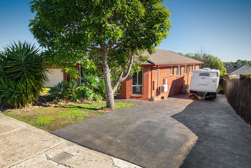 Photo - 46 John Fisher Drive, Berwick VIC 3806 - Image 15