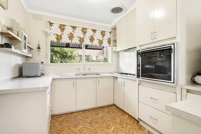 Photo - 46 Jolimont Avenue, Mulgrave VIC 3170 - Image 5