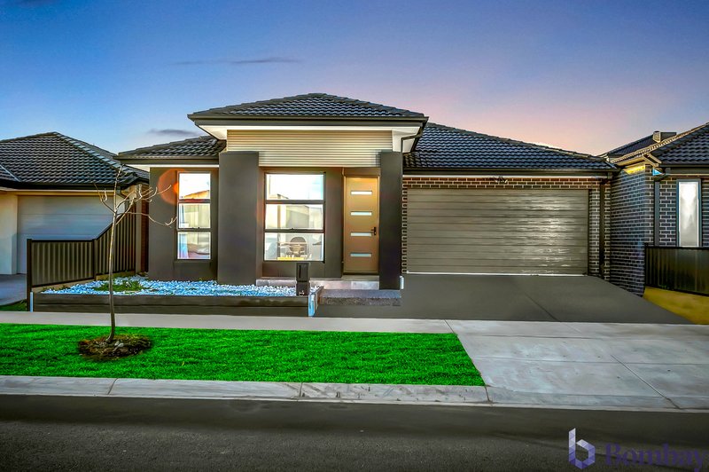 46 Kangaroo Road, Craigieburn VIC 3064