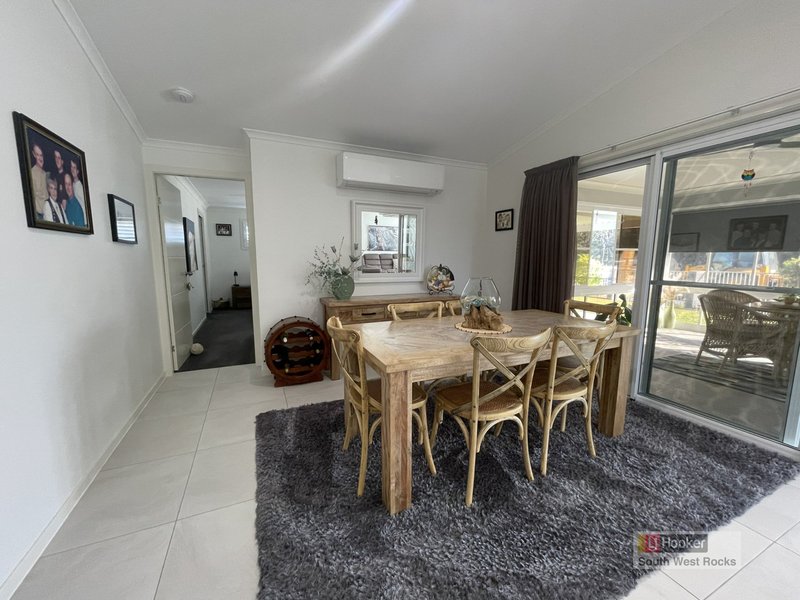 Photo - 46 Keith Andrews Avenue, South West Rocks NSW 2431 - Image 7