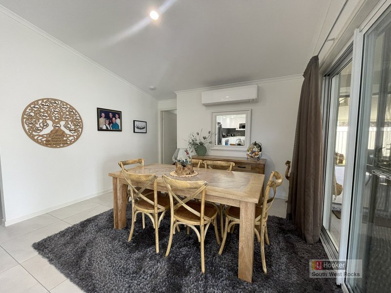 Photo - 46 Keith Andrews Avenue, South West Rocks NSW 2431 - Image 8