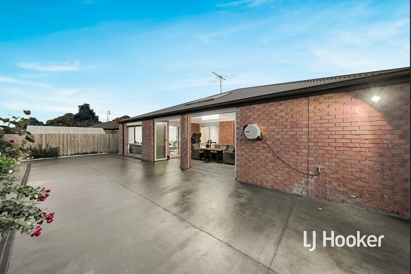 Photo - 46 Kingdom Drive, Cranbourne VIC 3977 - Image 16