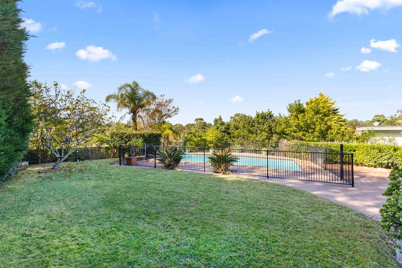 Photo - 46 Kooringal Avenue, Thornleigh NSW 2120 - Image 10