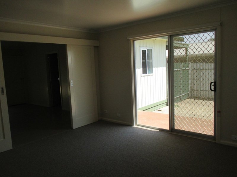 Photo - 46 Lachlan Ave , Murray Bridge SA 5254 - Image 3