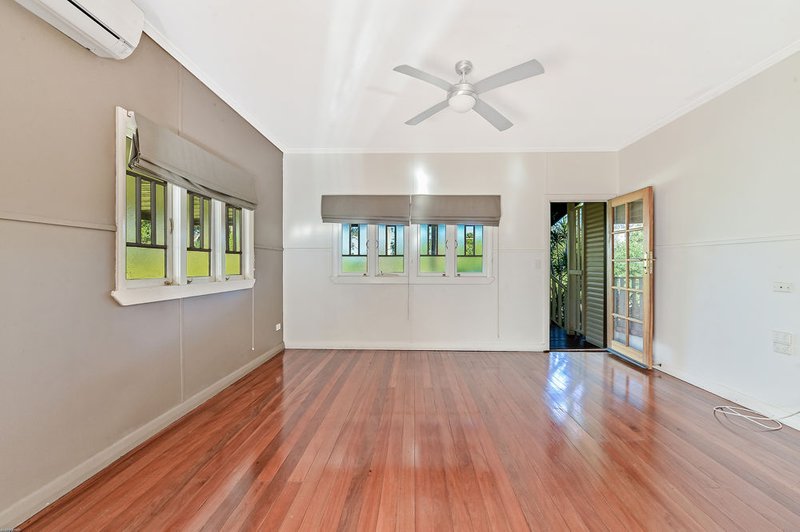 Photo - 46 Leslie Street, Arana Hills QLD 4054 - Image 6