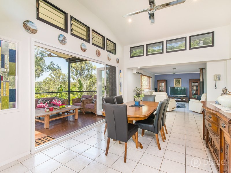 Photo - 46 Limosa Street, Bellbowrie QLD 4070 - Image 3