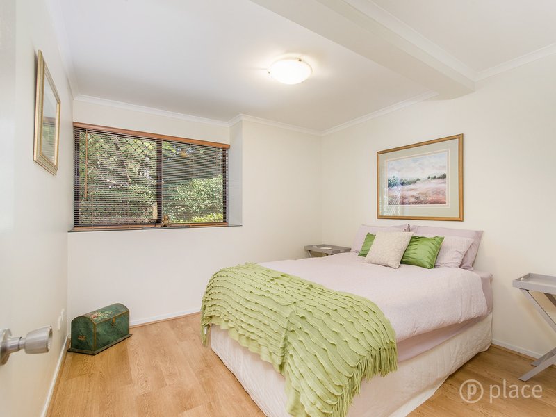 Photo - 46 Limosa Street, Bellbowrie QLD 4070 - Image 10