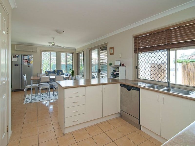 Photo - 46 Linaria Circuit, Drewvale QLD 4116 - Image 3