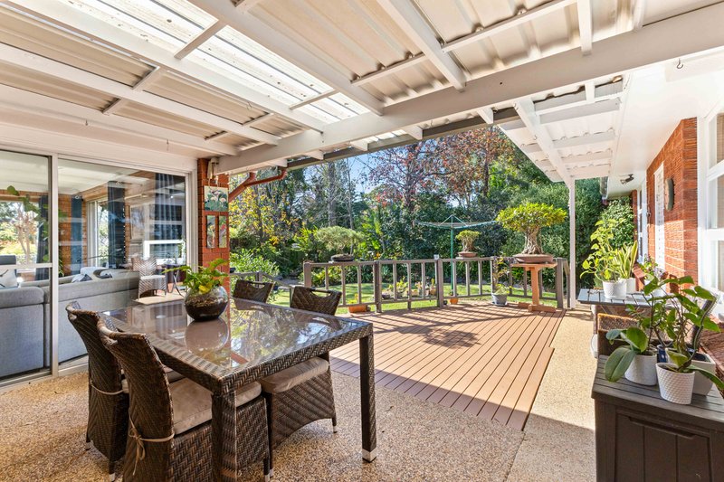 Photo - 46 Lockerbie Road, Thornleigh NSW 2120 - Image 10