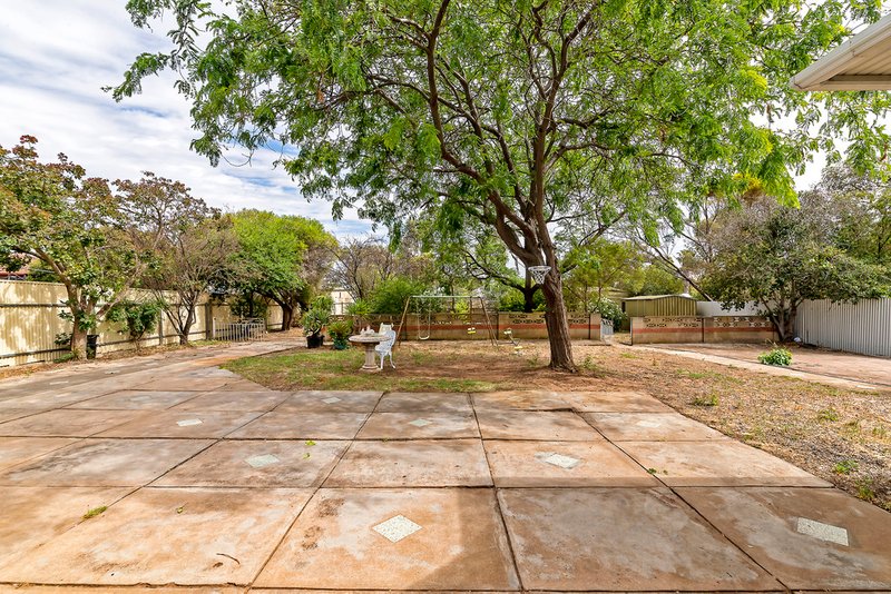 Photo - 46 Lyndoch Road, Gawler East SA 5118 - Image 8