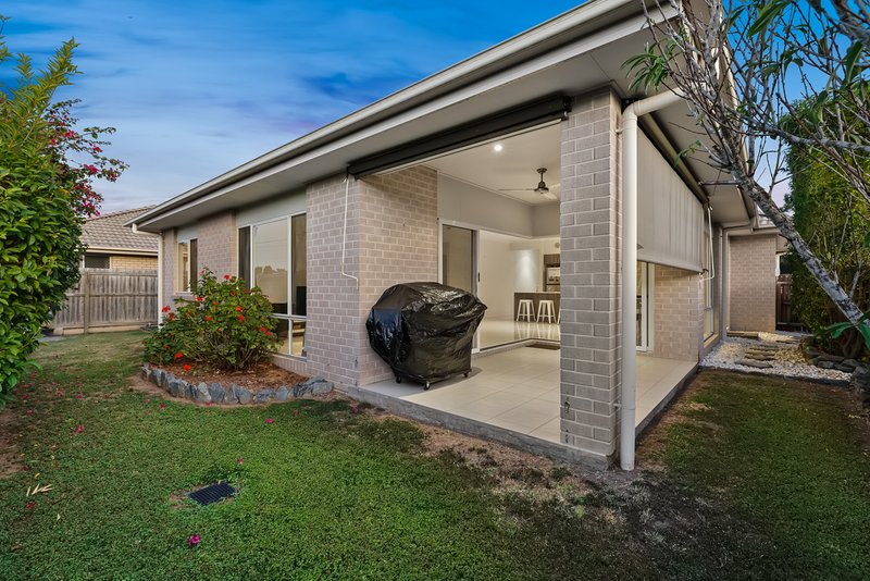 Photo - 46 Lyrebird Crescent, Upper Kedron QLD 4055 - Image 14