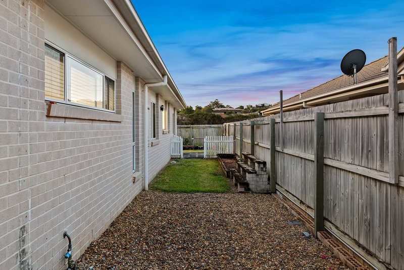 Photo - 46 Lyrebird Crescent, Upper Kedron QLD 4055 - Image 16