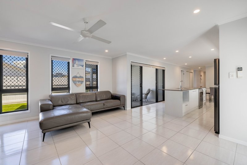 Photo - 46 Macintyre Crescent, Pelican Waters QLD 4551 - Image 6