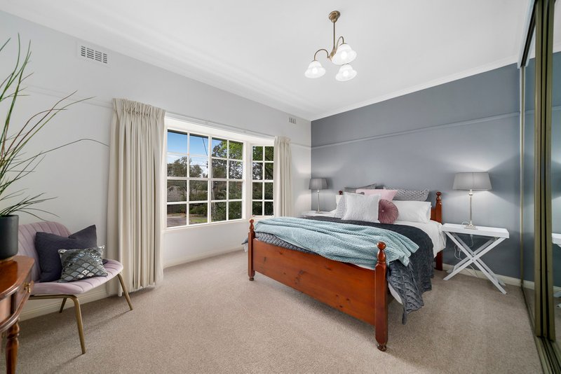 Photo - 46 Maidstone Street, Ringwood VIC 3134 - Image 6