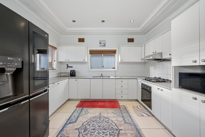 Photo - 46 Maranoa Street, Auburn NSW 2144 - Image 3