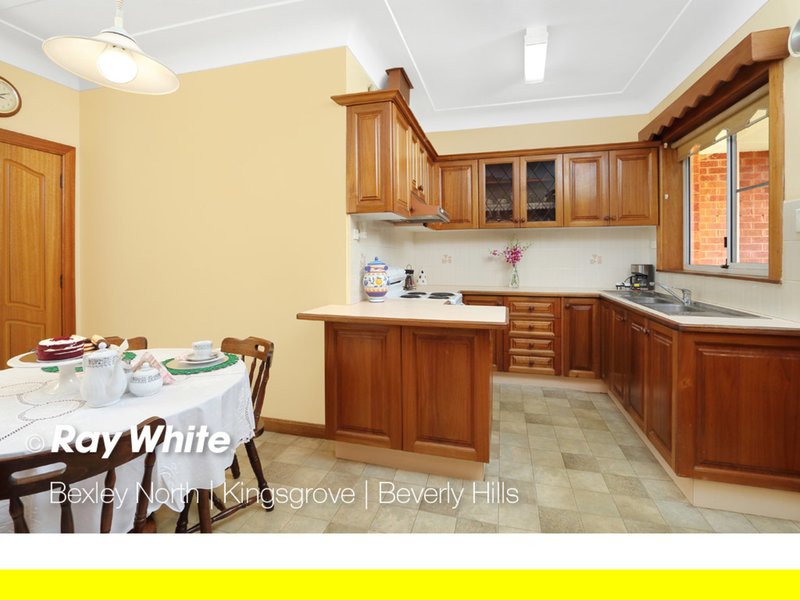 Photo - 46 Margaret Street, Kingsgrove NSW 2208 - Image 4