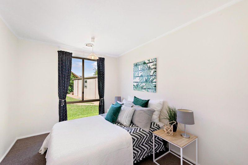 Photo - 46 Maribyrnong Avenue, Kaleen ACT 2617 - Image 11