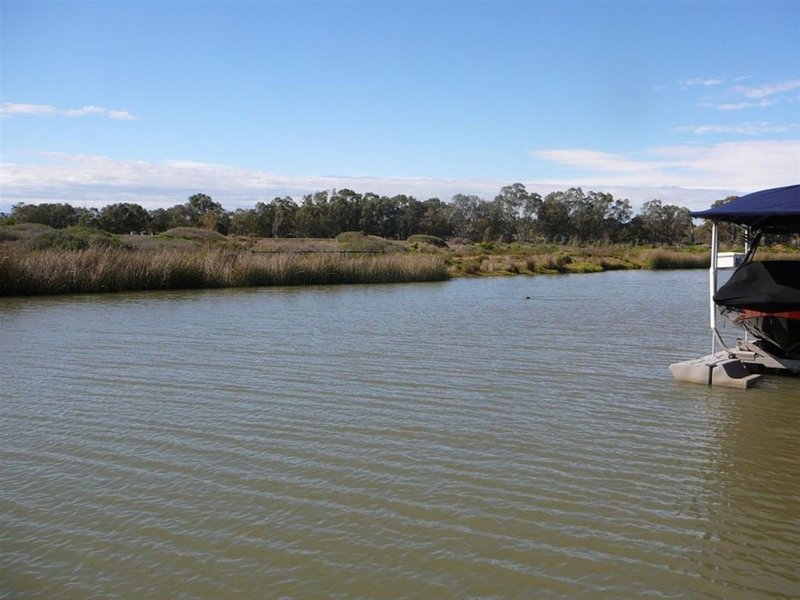 Photo - 46 Marina Way, Mannum SA 5238 - Image 5