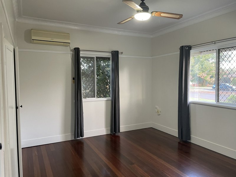 Photo - 46 Markwell Street, Kingaroy QLD 4610 - Image 3