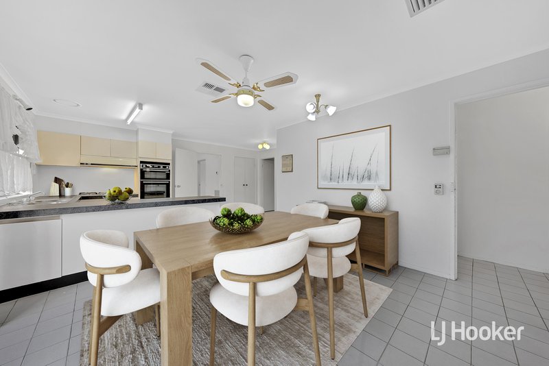 Photo - 46 Marlborough Crescent, Hoppers Crossing VIC 3029 - Image 6