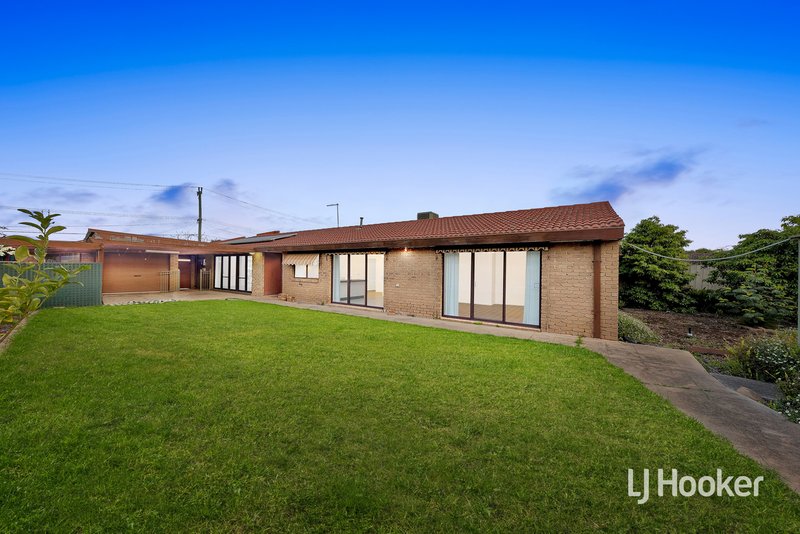 Photo - 46 Marlborough Crescent, Hoppers Crossing VIC 3029 - Image 15