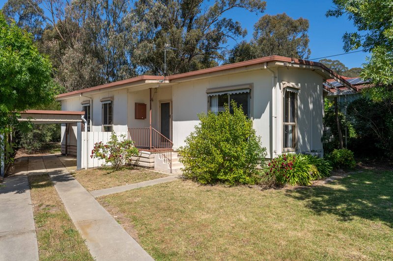 46 Martindale Crescent, Seymour VIC 3660